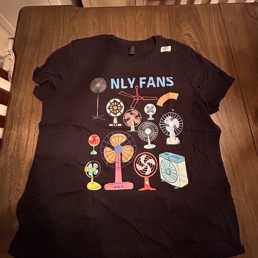 Novelty tee